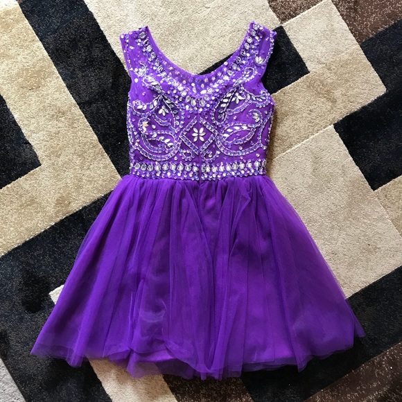 Sequin & Tulle Formal Dress - Picture 6 of 8